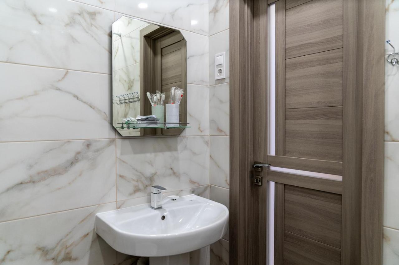 Apartment In The Heart Of Chernigov Kültér fotó